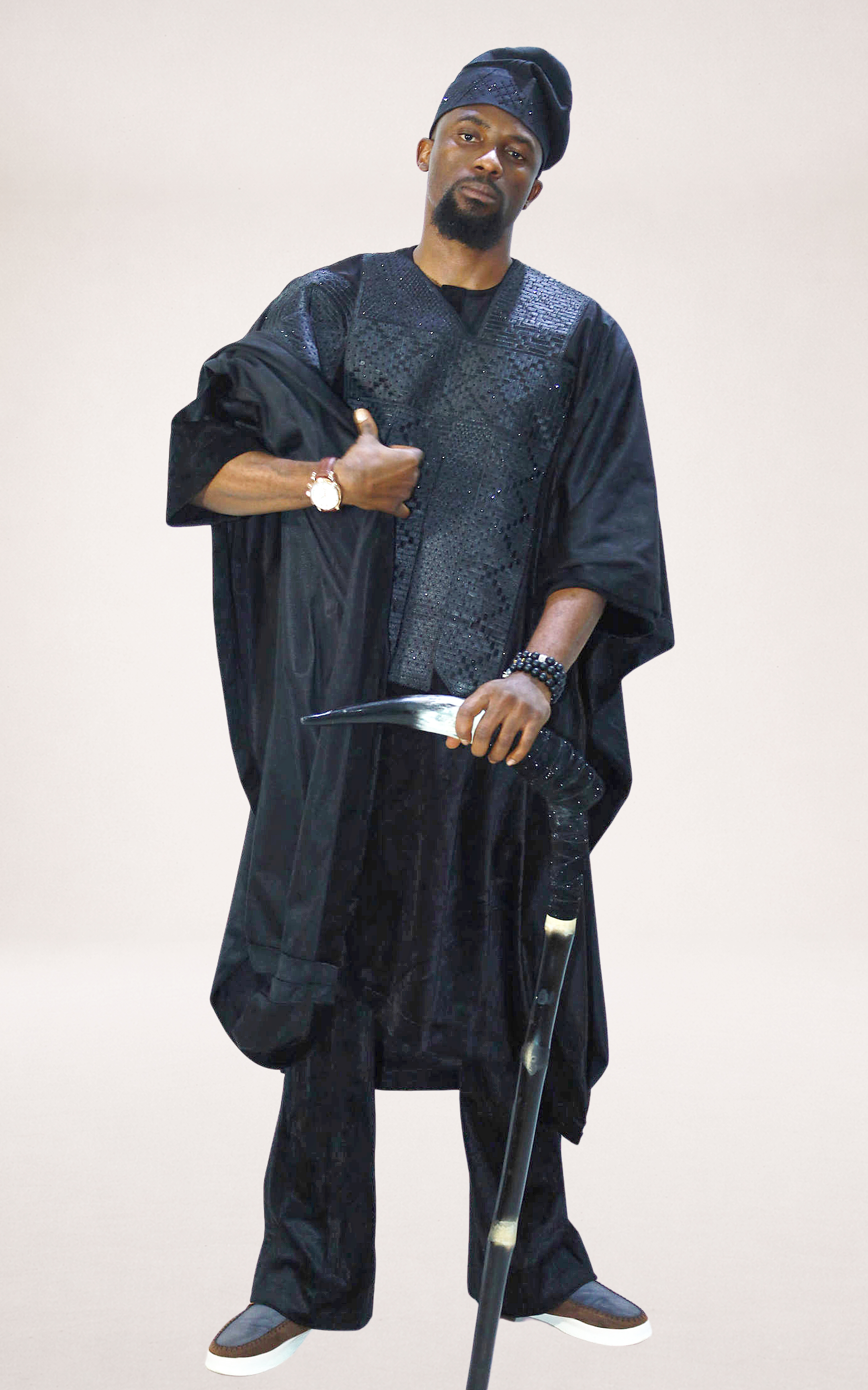 Black Velvet Agbada - page 6