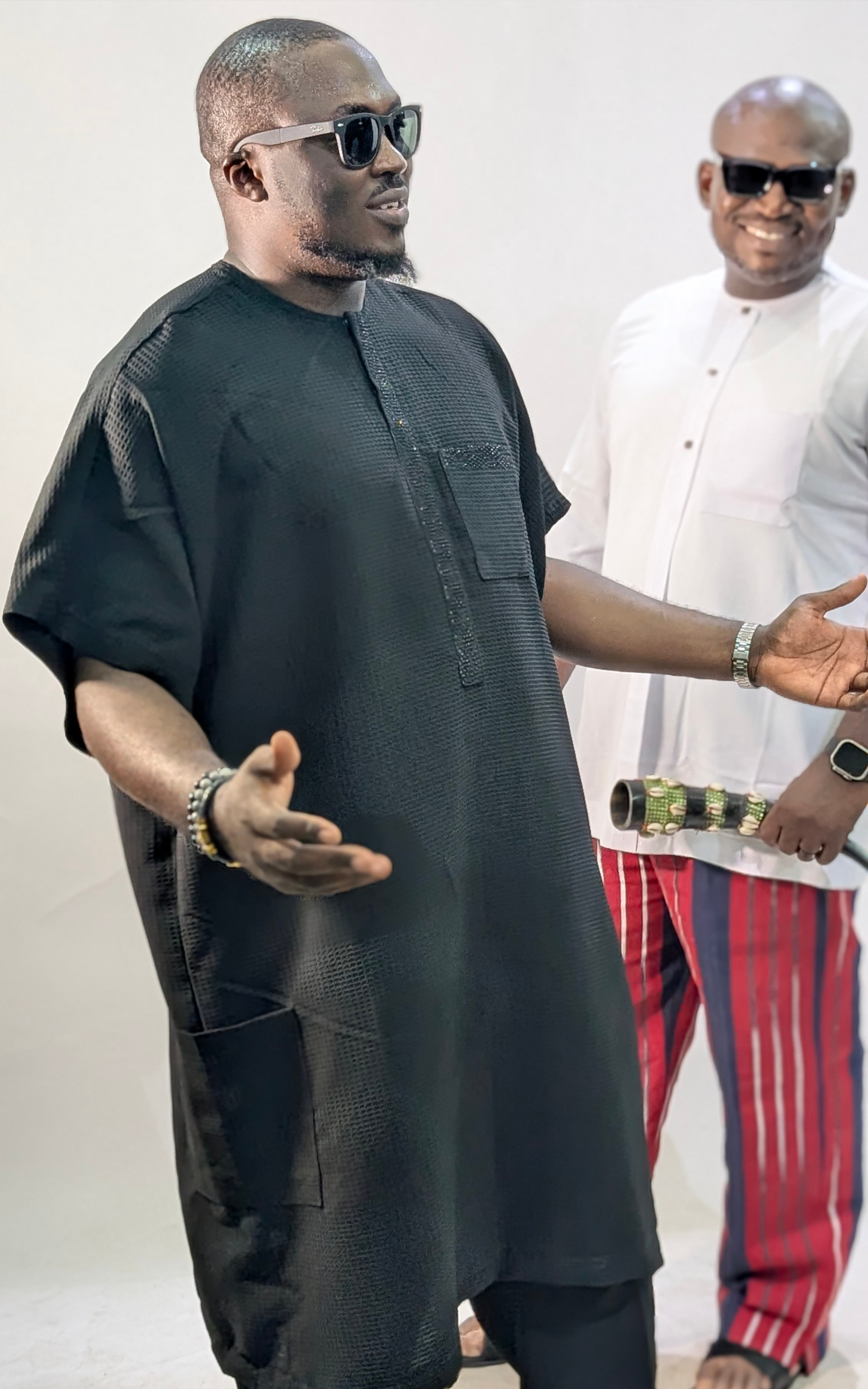 Black Bubu Kaftan - page 4